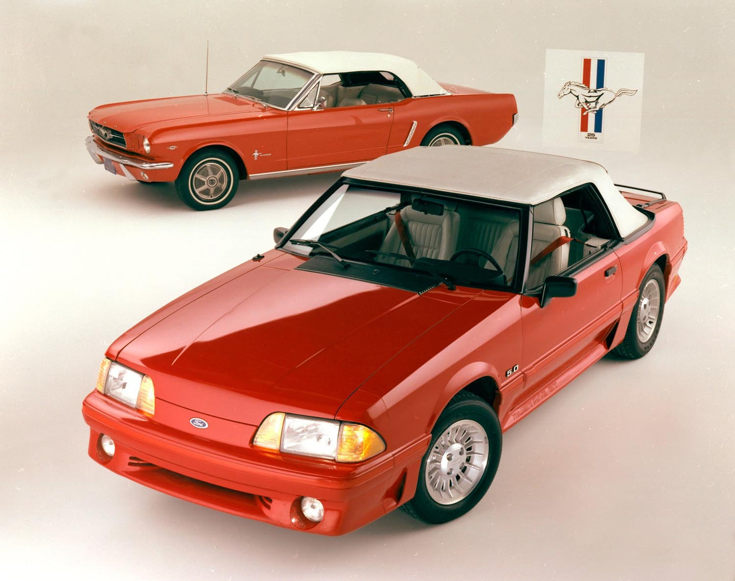 Ford Mustang Convertibles 0001-4679