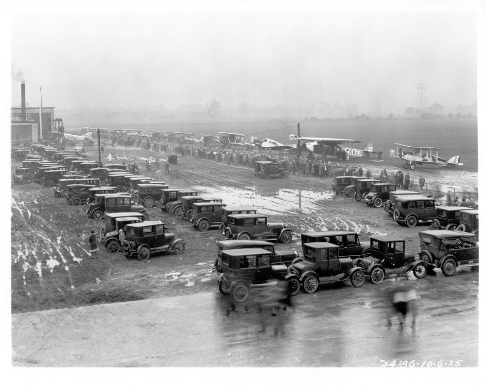 FordAirport 1925 0001-7715