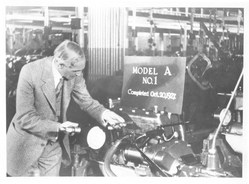 FirstModelAEngin1927 0001-7745