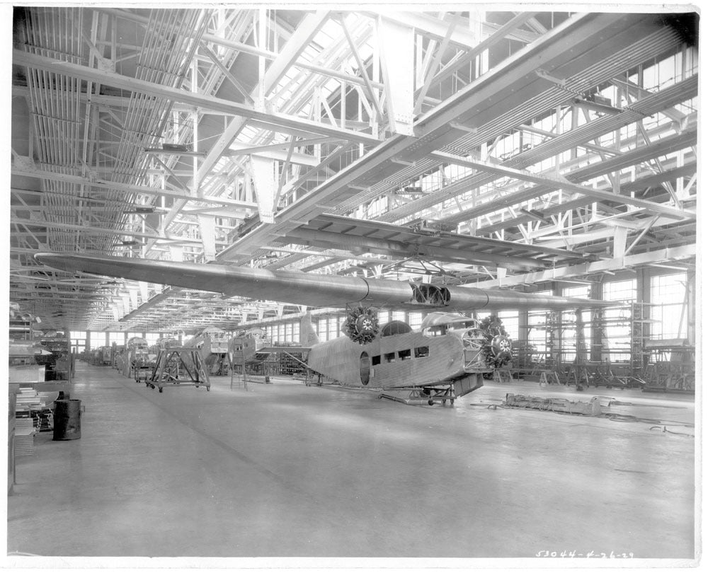 Tri MotorConstructio 0001-7766