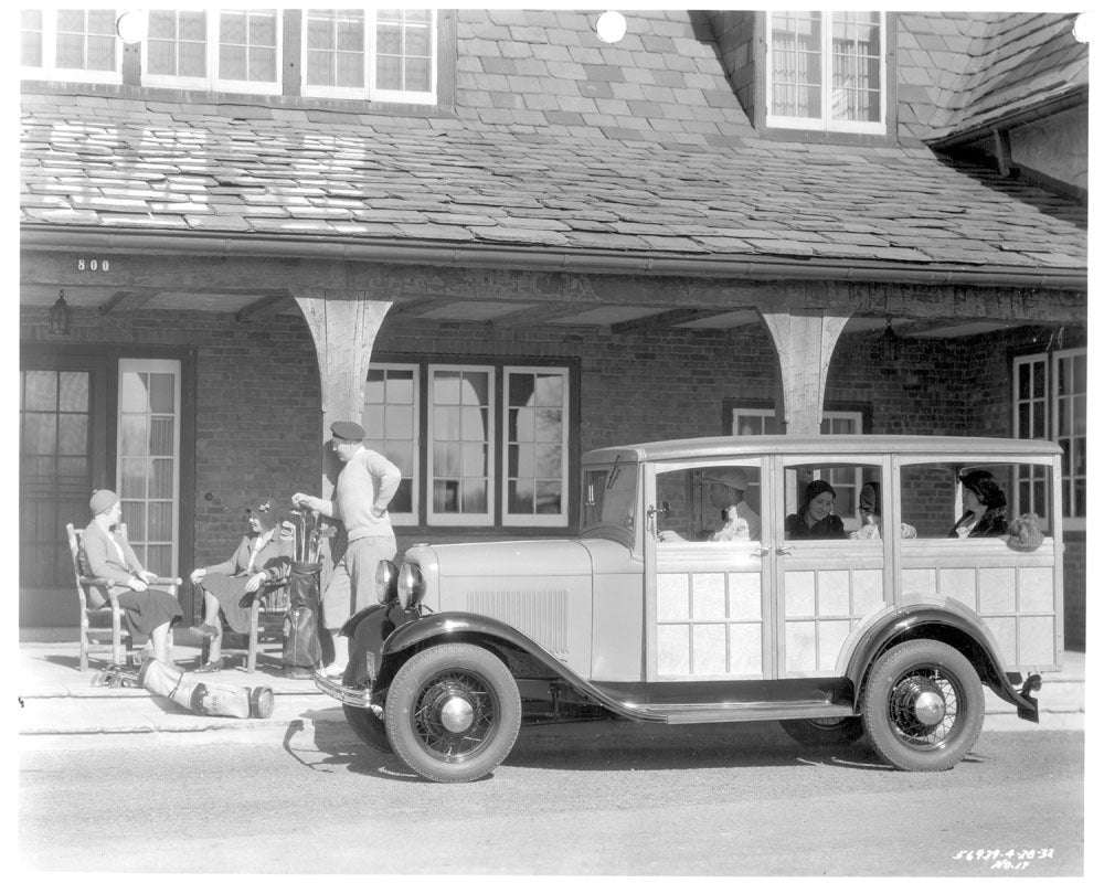 V8StationWago1932 0001-7840