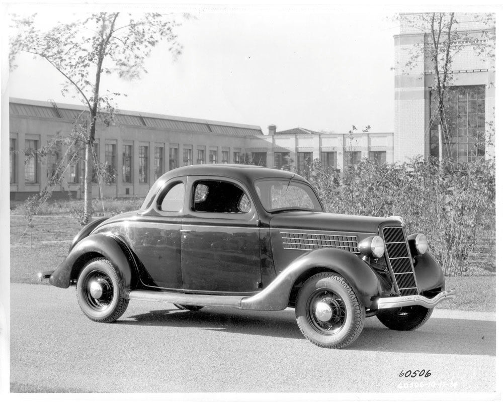 FordV8Coup1935 0001-7909