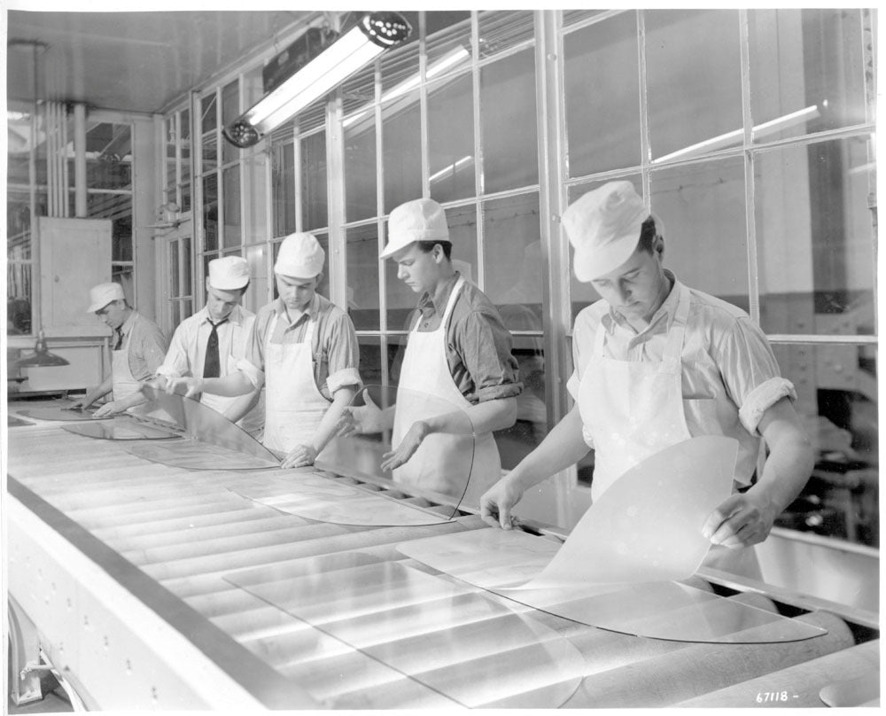 RougeGlassPlant 1936 0001-7992