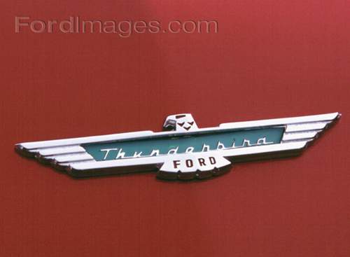 Ford Thunderbird Emblem