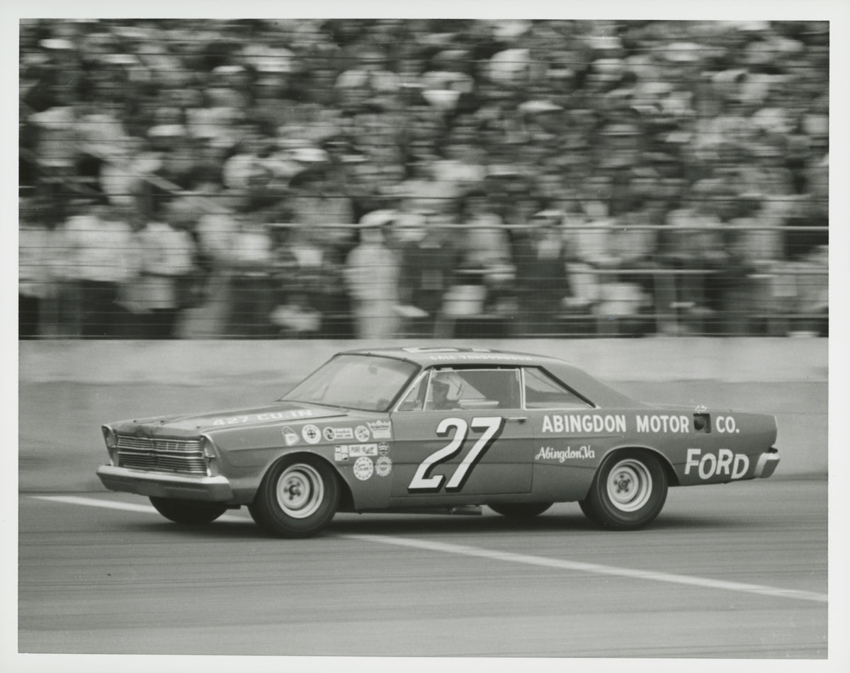 1966 Ford Galaxie Driven by Cale Yarborough in the Daytona 500, February 1966 — Fordimages 0066-0008; source THF146964