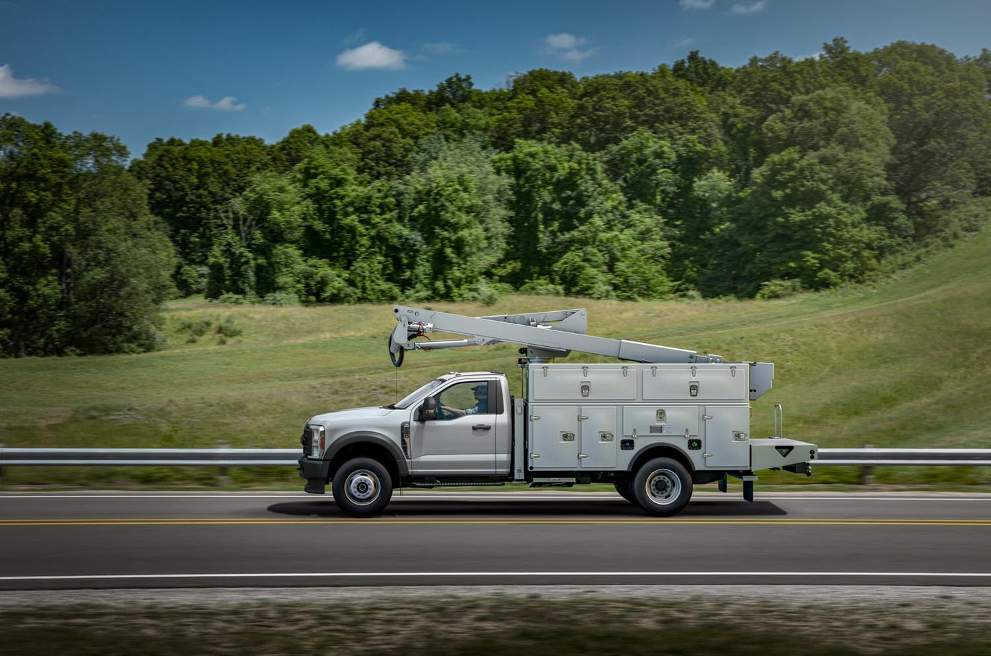 Ford F 550 0144-0057