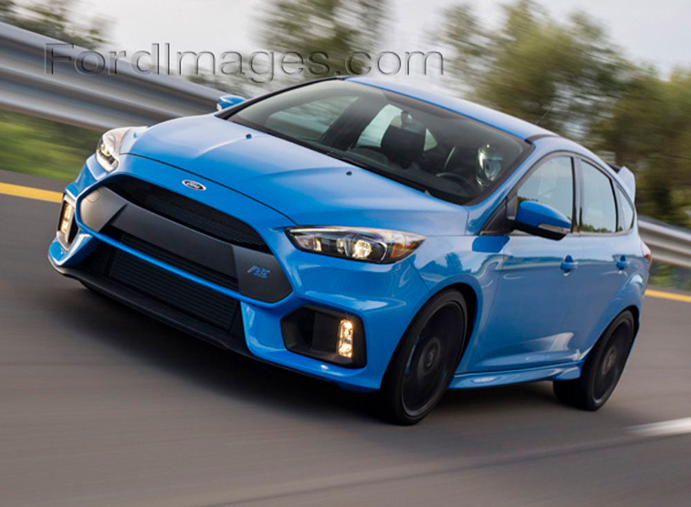 0404 1577 16Ford Focus RS 0144-0324