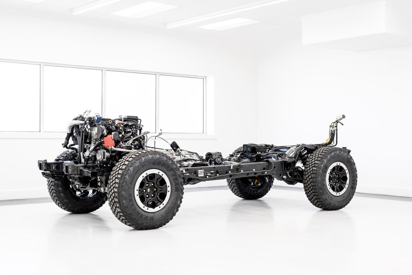 702A Bronco parts 02 Ford Media 0144-0366