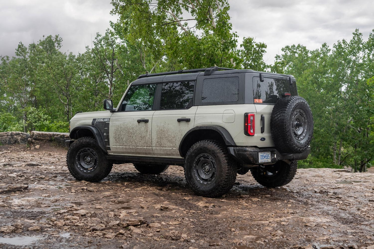 712A 2022 Bronco Everglades Sand 0144-0380