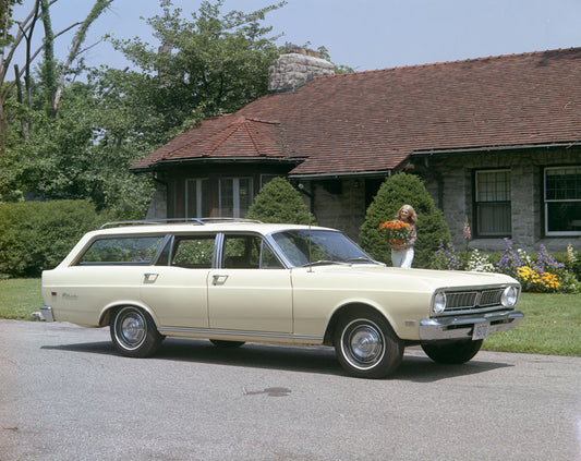 1970 Ford Falcon Futura station wagon neg CN5700 9 0144-1119