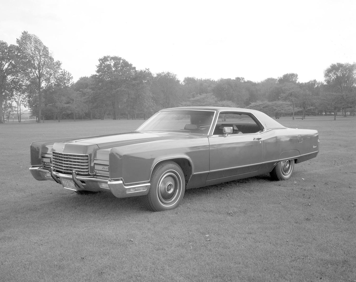 1971 Lincoln Continental Town Coupe two door neg 153000 141 0144-1164
