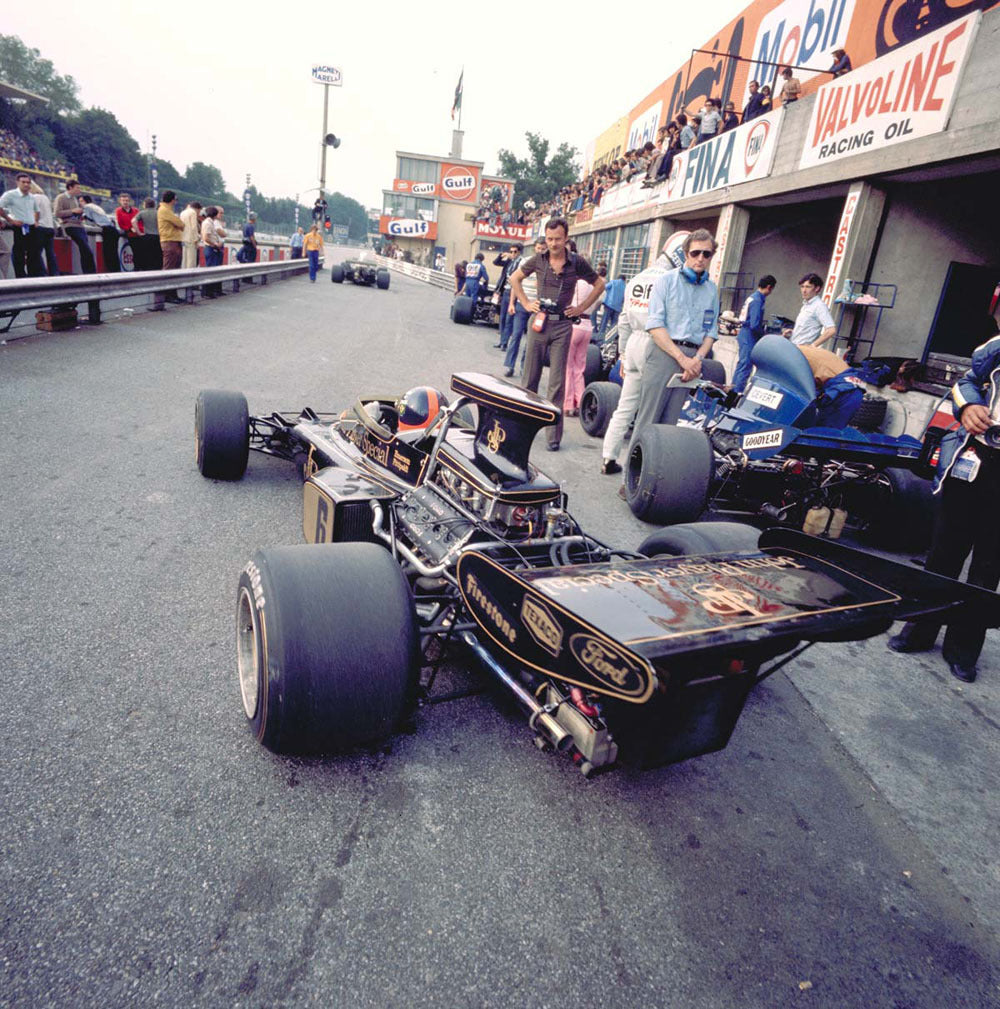 1972 British Grand Prix England Emerson Fitipaldi wins in his Lotus 72 Ford CD 0777 3292 0624 19 0144-1174