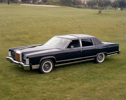 1979 Lincoln Continental Bill Blass four door neg CN26009 84 0144-1402