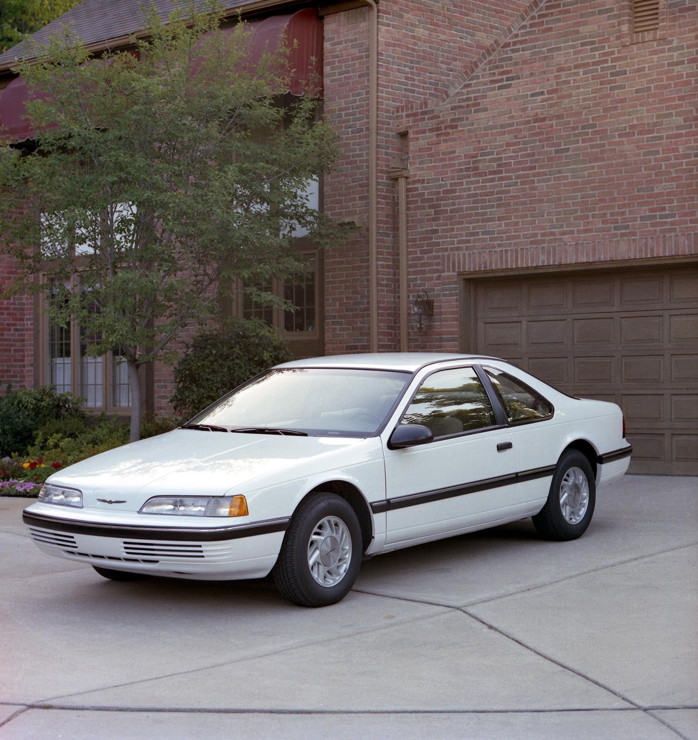 1989 Ford Thunderbird neg CN52004 126 0144-1517