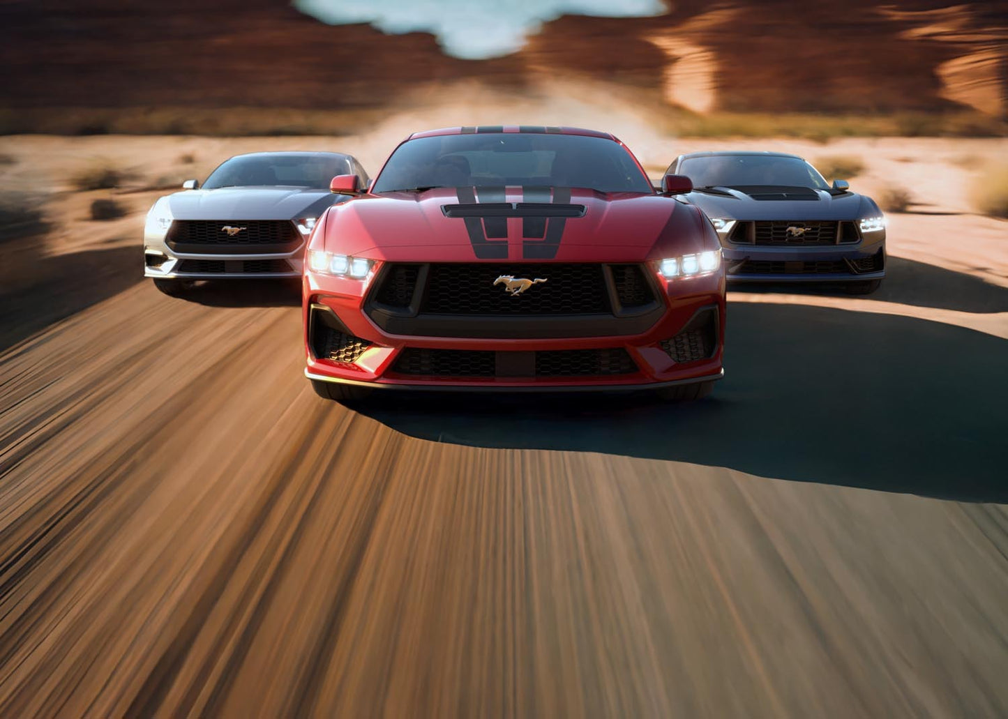C11415724 MustangDdFrntMotn3VhclDsrtLndscp mj 0144-1651