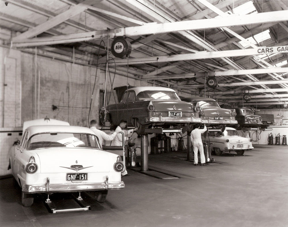Dealership Melford Motors Melbourne 10 0144-1683