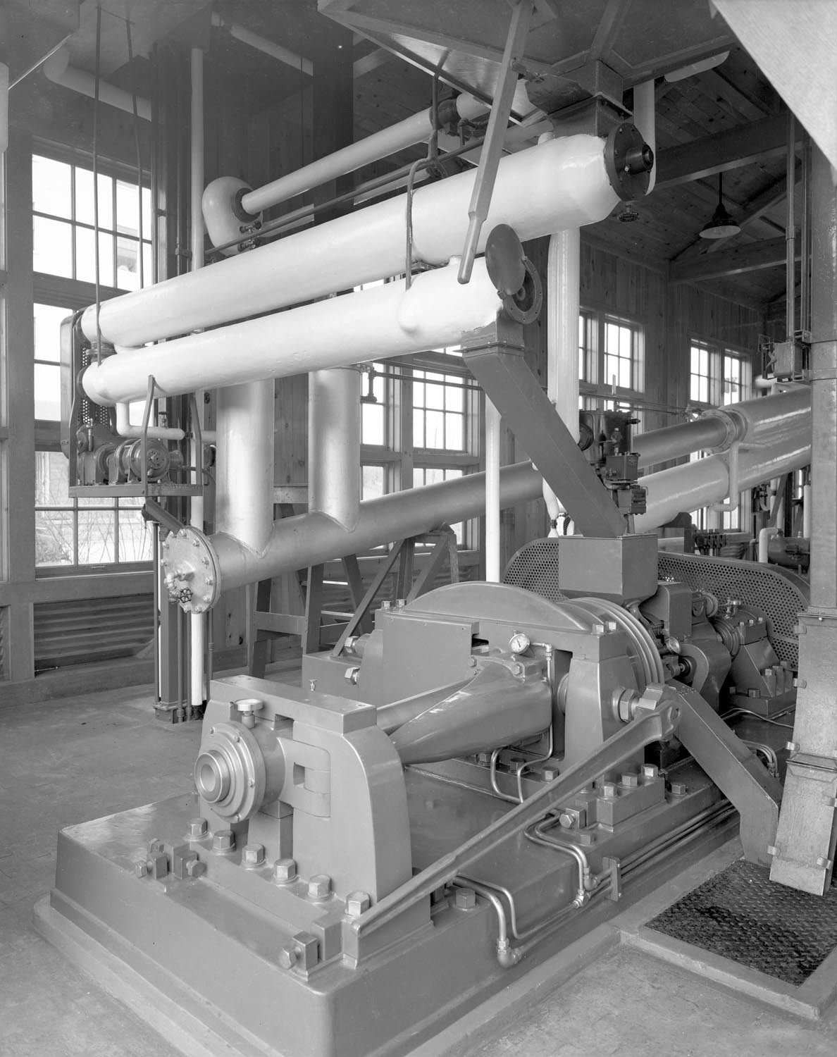 1941 Ford Saline Plant Saline MI 28995 0144-2142
