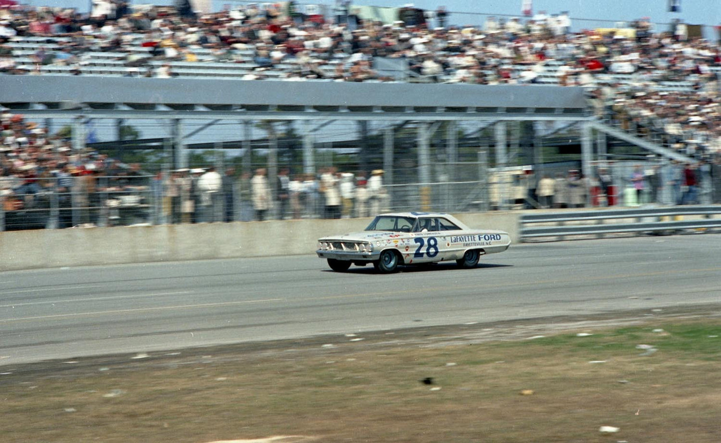 1964 Feb Daytona 500 1964 Ford F Lorenzen CN2646-141 0144-2168