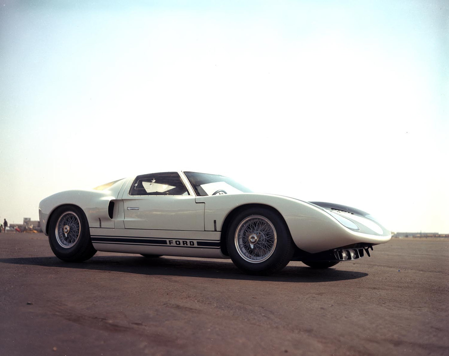1964 Ford GT prototype CN2800-40B 0144-2180