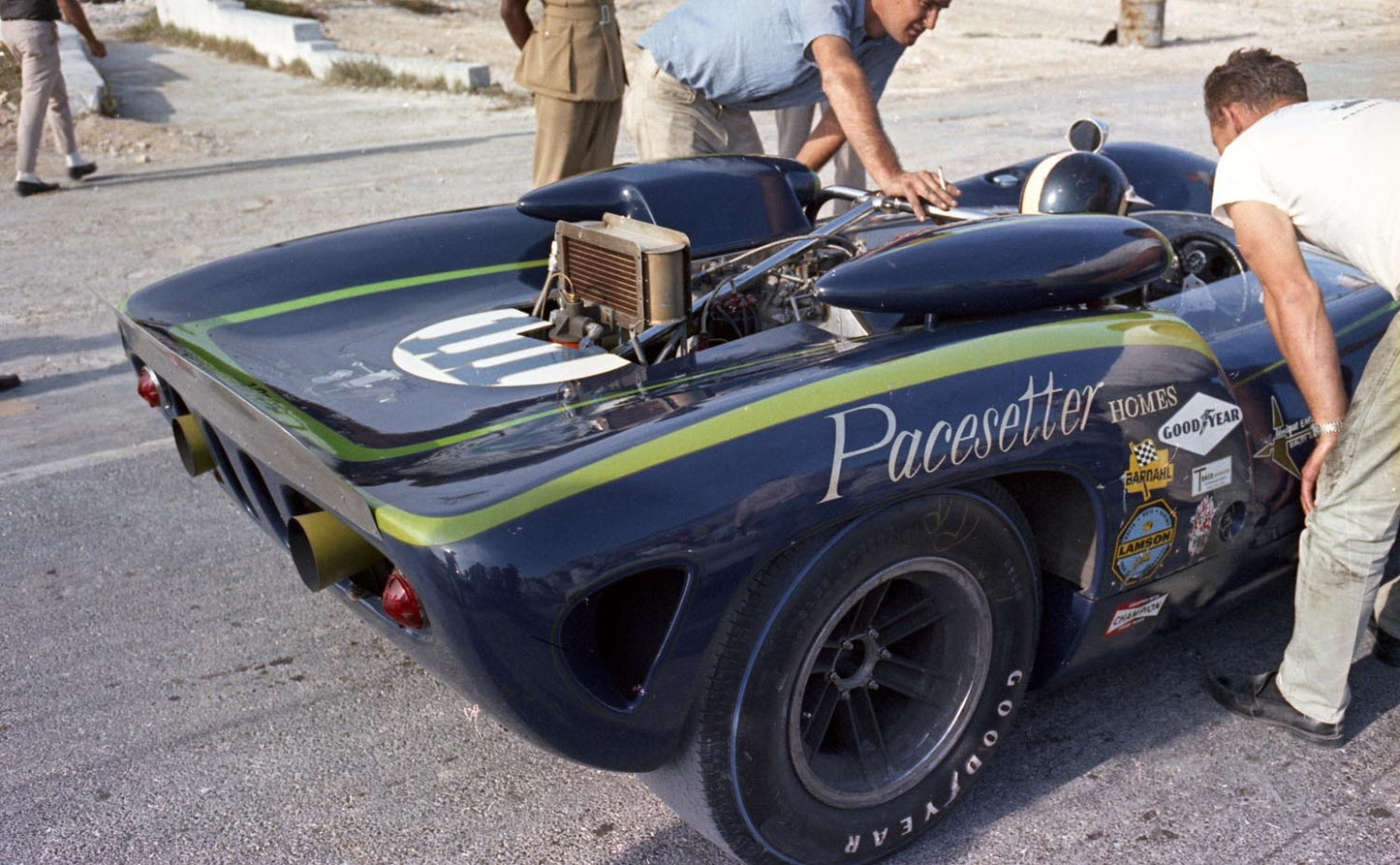 1965 Dec Nassau 1965 Lola T70-Ford Bondurant CN4230-70 0144-2222
