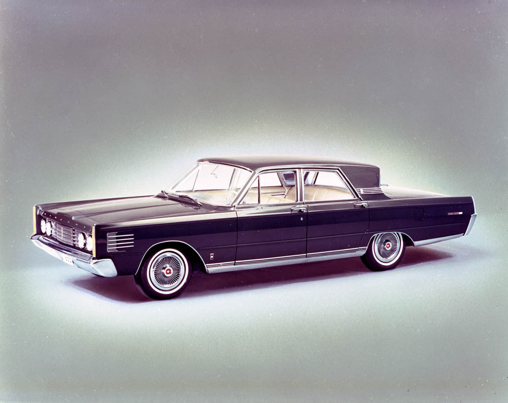1965 Mercury Park Lane breezway four-door sedan CN2604-74 0144