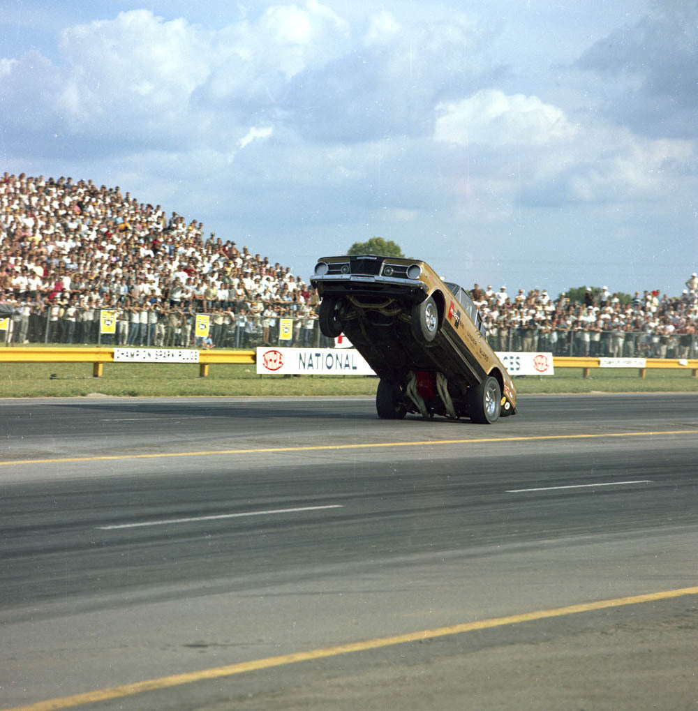 1965 Sep Indy 1965 Plymouth Hemi Under Glass CN4099-11 0144-2340