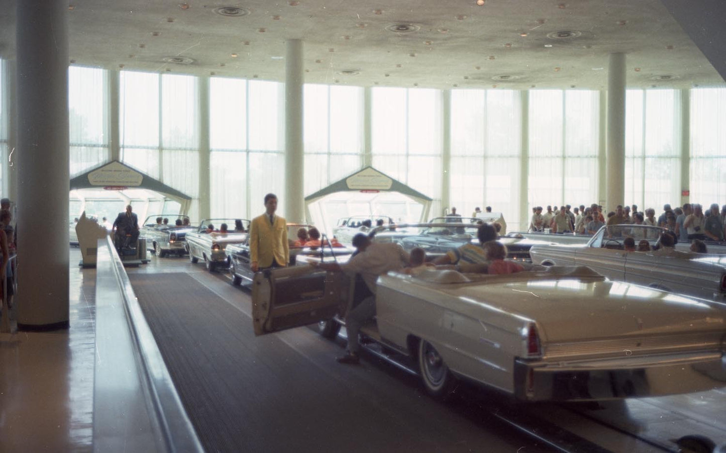 1965 Worlds Fair Ford Exhibit 1965 Mercury CN3430-850 0144-2351