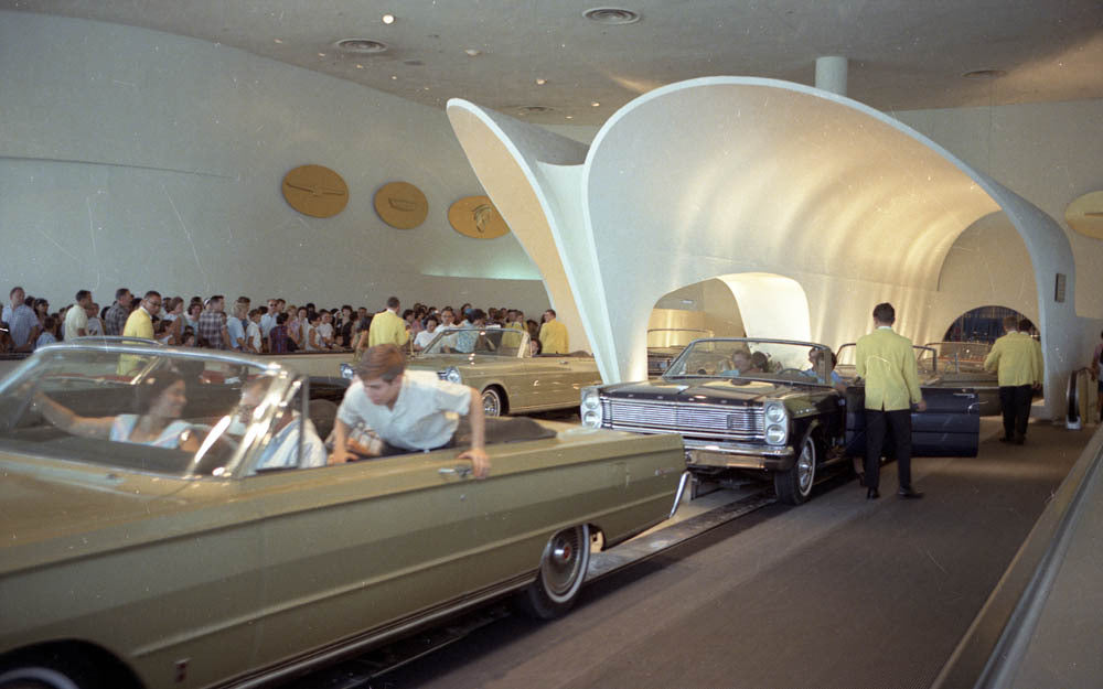 1965 Worlds Fair Ford Exhibit 1965 Mercury CN3430-852 0144-2352