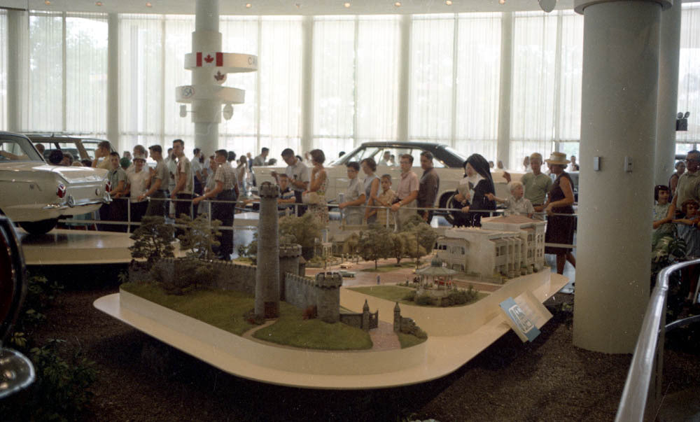 1965 Worlds Fair Ford Exhibit CN3430-833 0144-2365