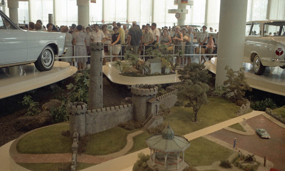 1965 Worlds Fair Ford Exhibit CN3430-842 0144-2374