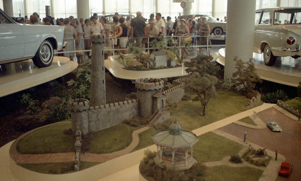 1965 Worlds Fair Ford Exhibit CN3430-843 0144-2375