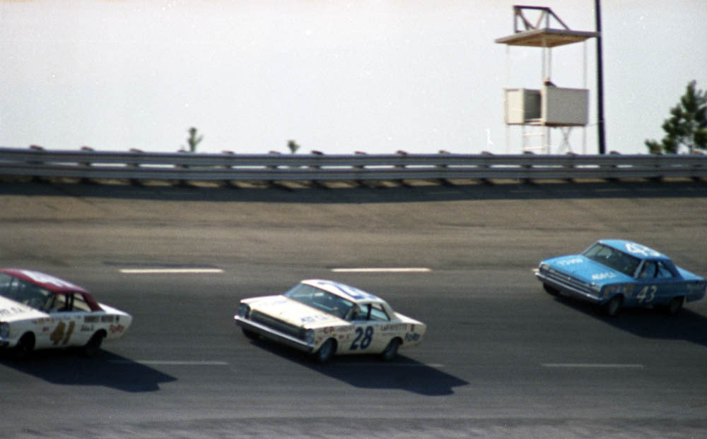 1966 Feb Daytona 500 1966 Ford C Turner F Lorenzen Plymouth R Petty CN4363-218 0144-2384