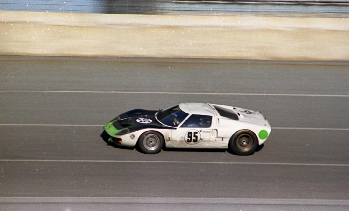 1966 Feb Daytona 1966 Ford GT Mk II Donohue-Hansgen CN4300-96 0144-2414
