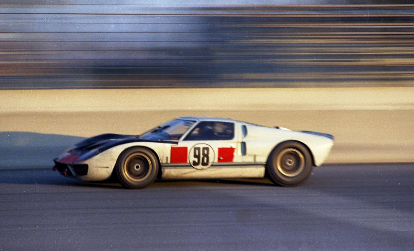 1966 Feb Daytona 1966 Ford GT Mk II Ruby-Miles CN4300-21 0144-2434