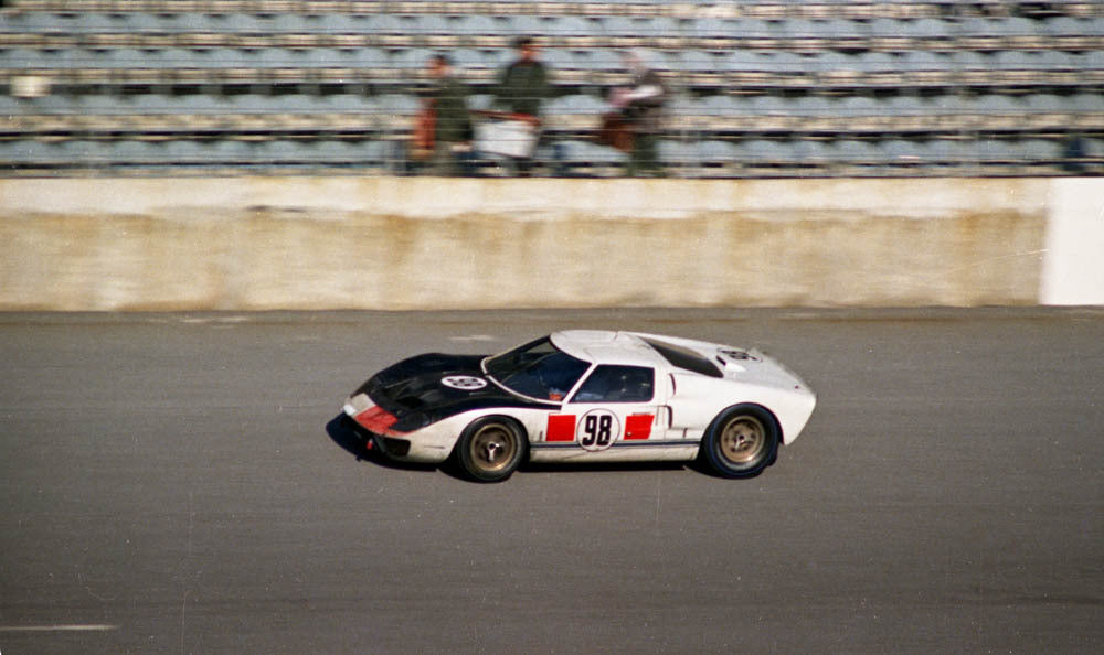 1966 Feb Daytona 1966 Ford GT Mk II Ruby-Miles CN4300-67 0144-2437