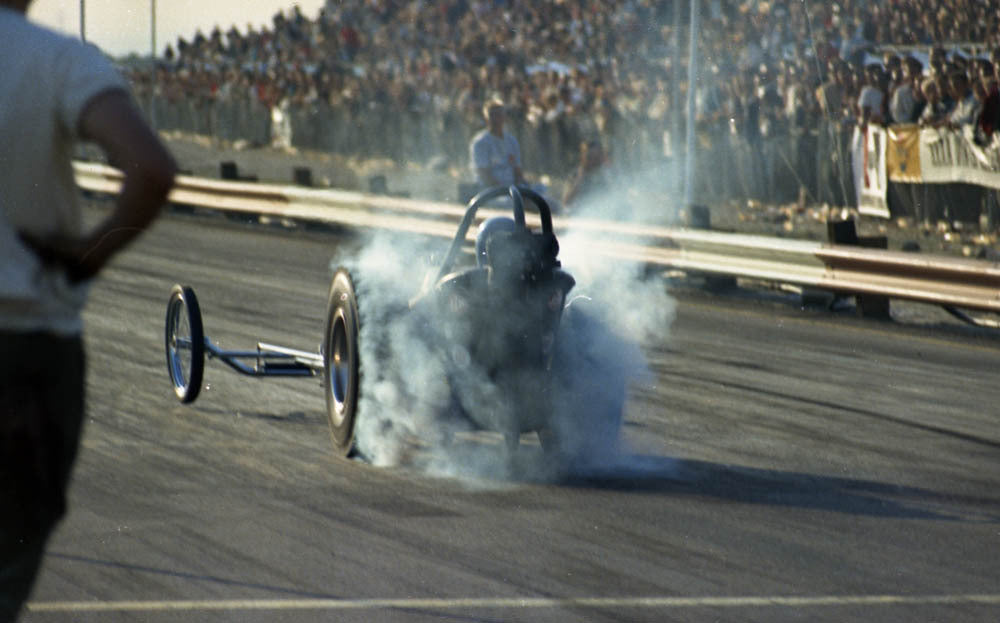 1966 Feb Pomona 1966 Dragster CN4320-71 0144-2475