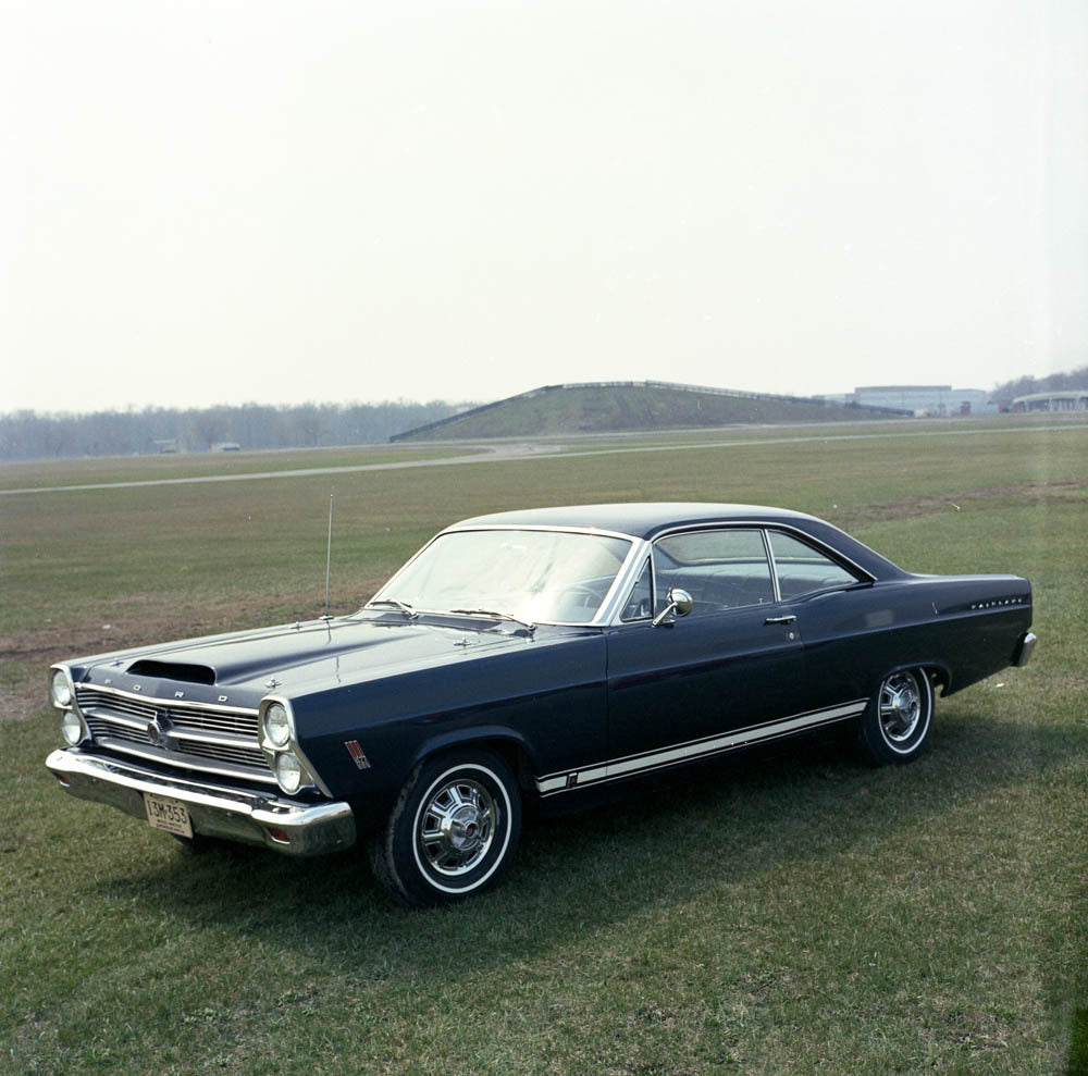 1966 Ford 427 Fairlane GT two-door hardtop CN4390-45 0144-2523