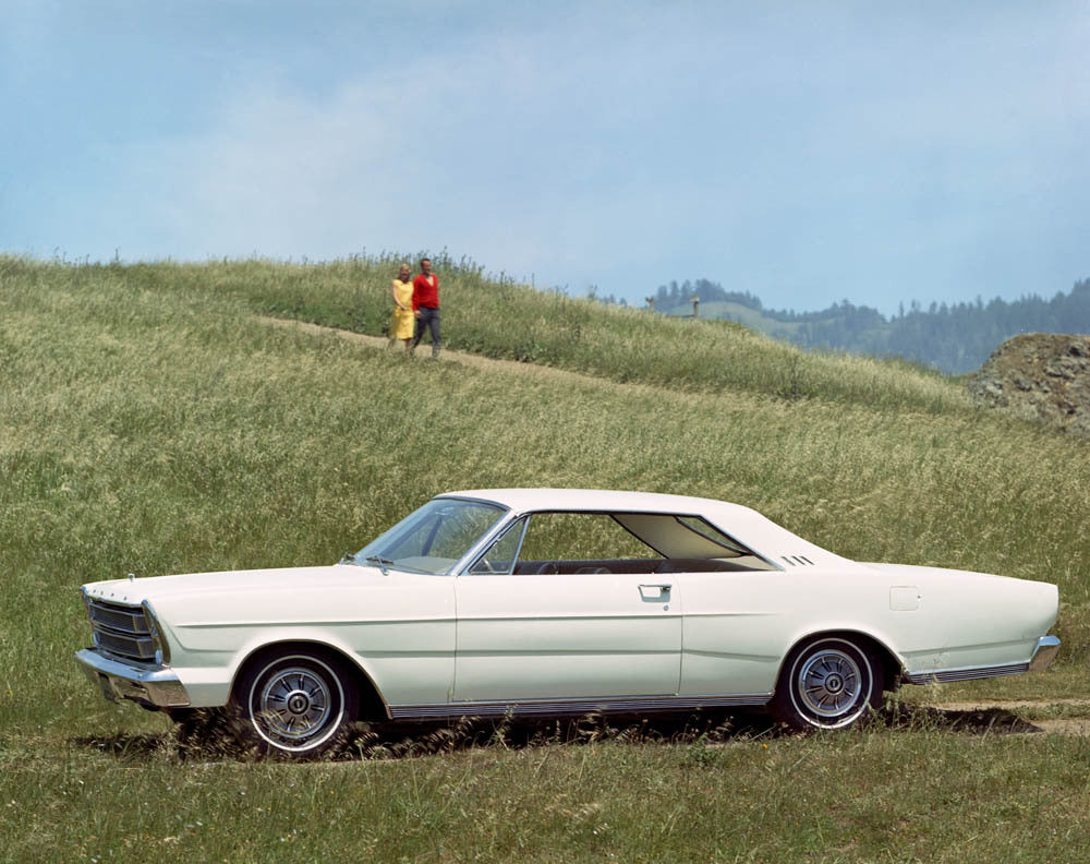 1966 Ford Custom two-door hardtop CN3803-130 0144-2535