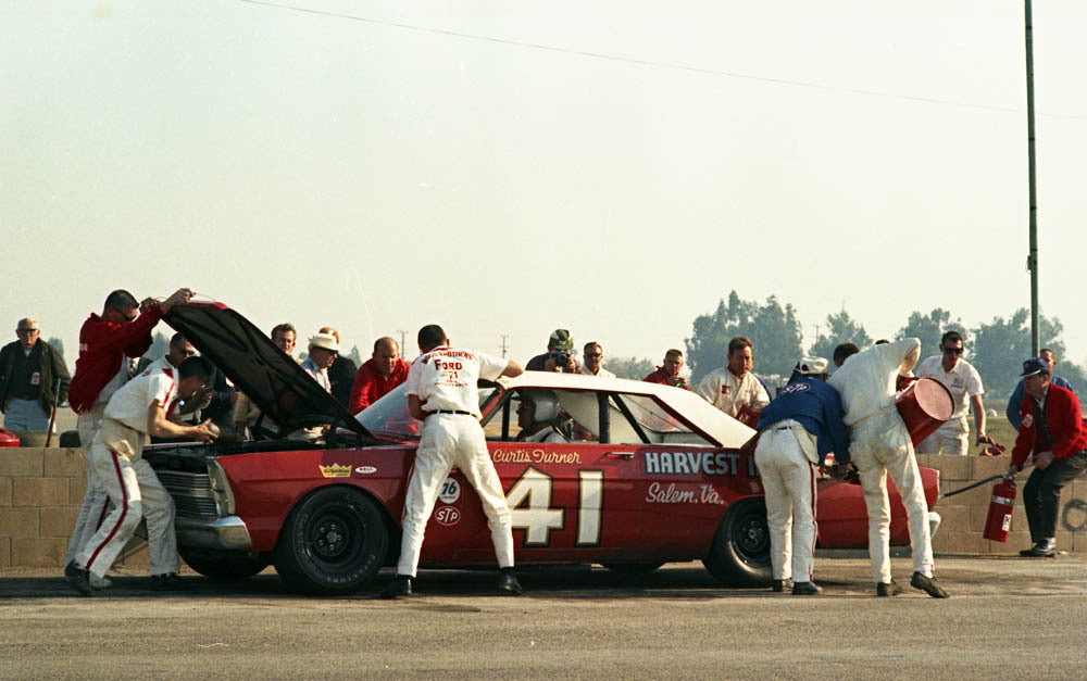 1966 Jan Riverside 1966 Ford C Turner CN4284-21 0144-2678