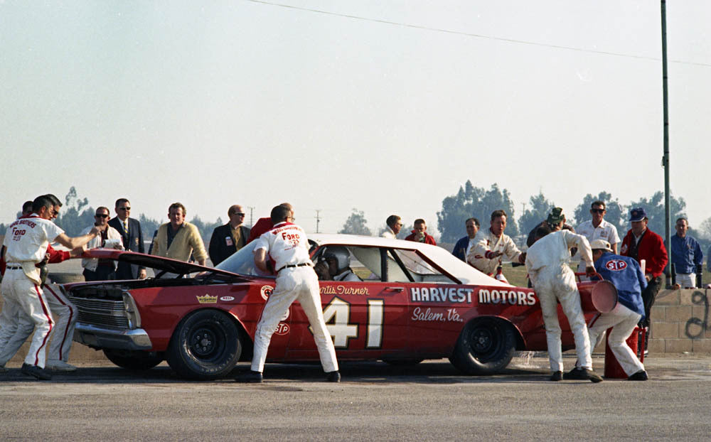 1966 Jan Riverside 1966 Ford C Turner CN4284-49 0144-2682