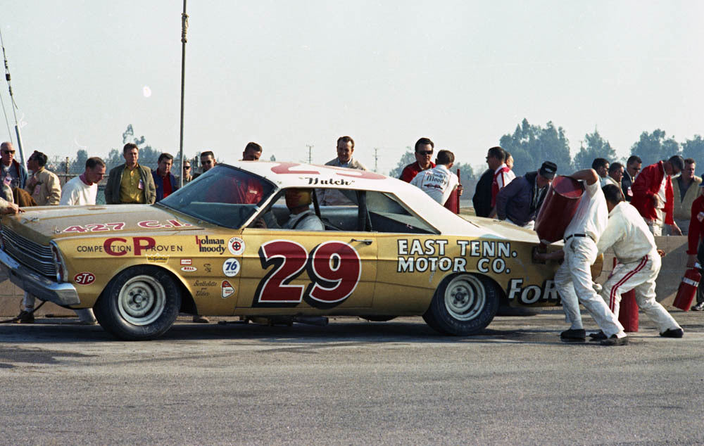 1966 Jan Riverside 1966 Ford D Hutcherson CN4284-44 0144-2692