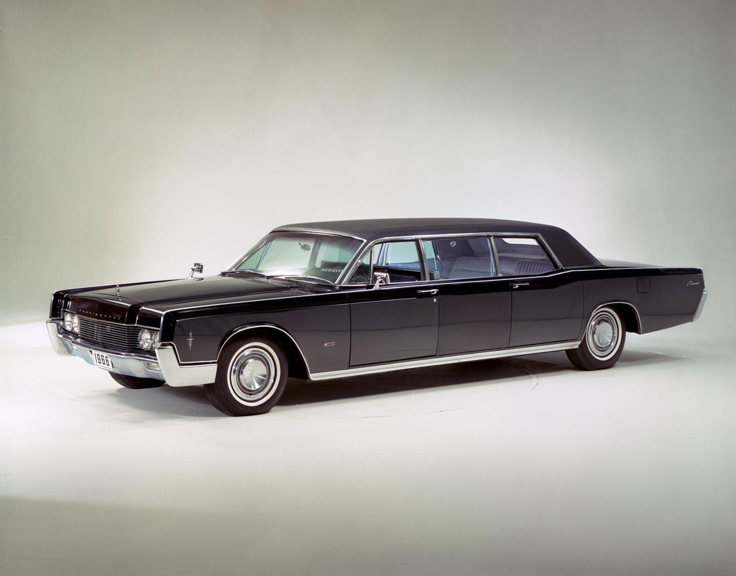 1966 Lincoln Continental streatch Limousine CN3804-26 0144-2735