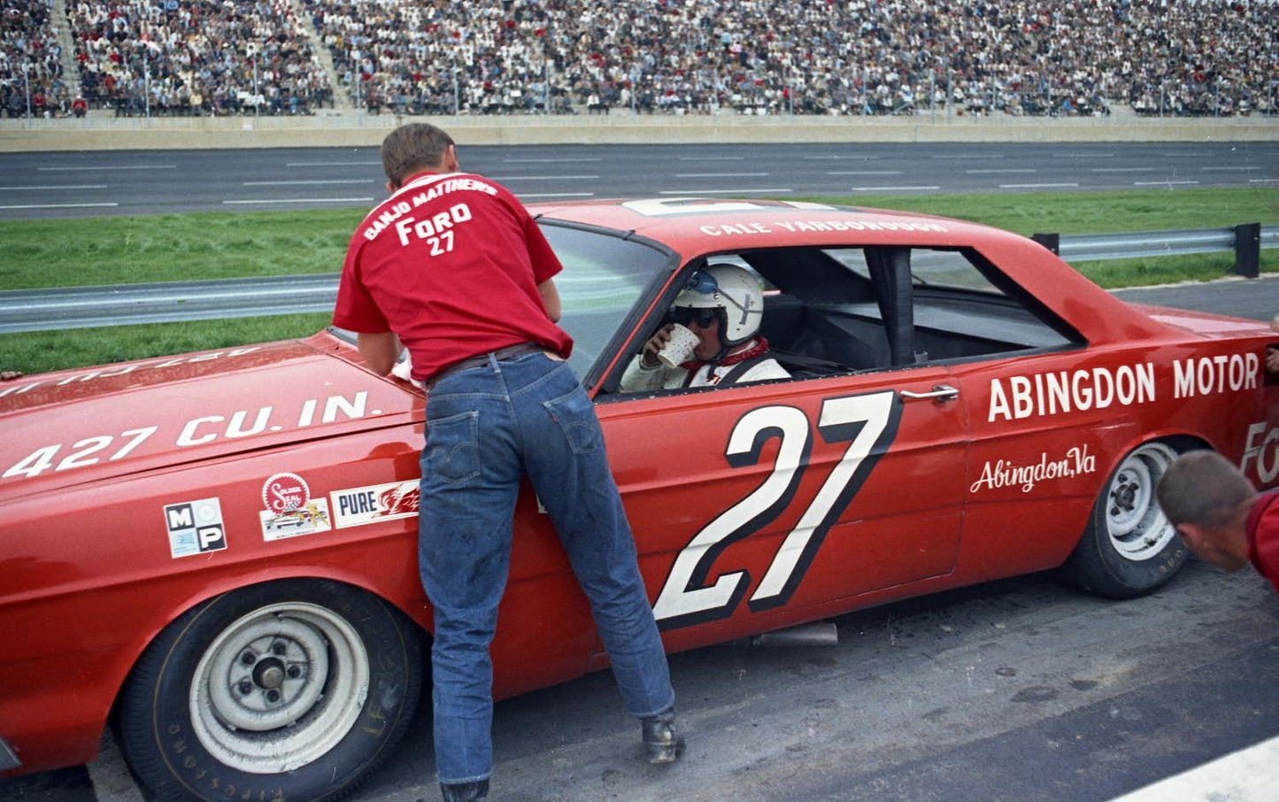 1966 Mar Rockingham 1966 Ford C Yarborough CN4353-26 0144-2747