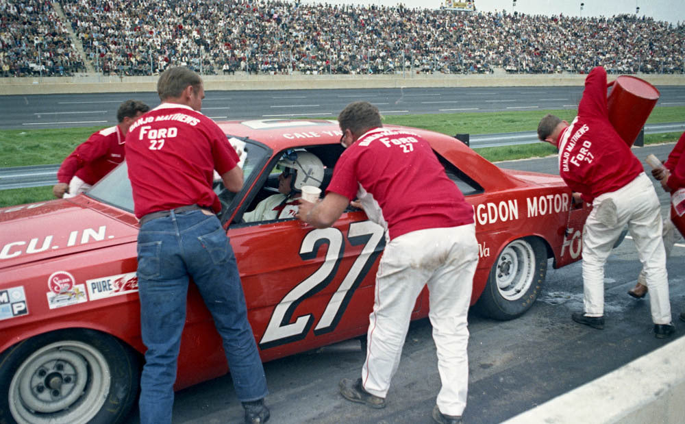 1966 Mar Rockingham 1966 Ford C Yarborough CN4353-29 0144-2749