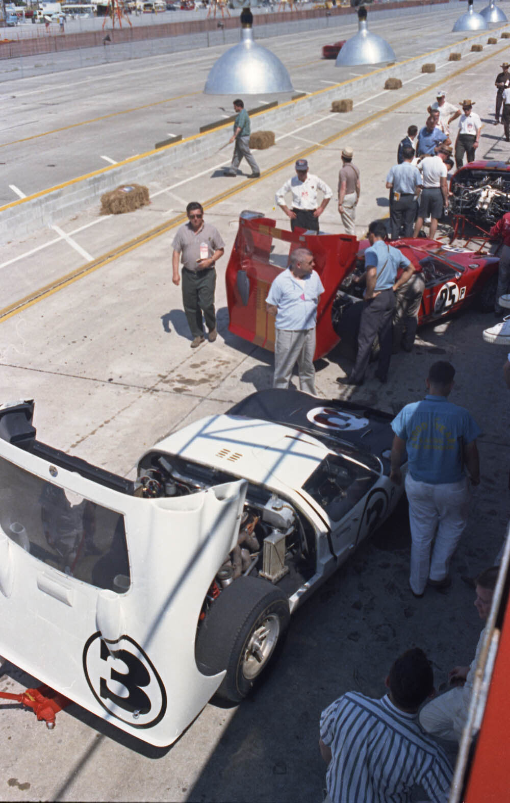1966 Mar Sebring 1966 Ford GT Mk II Donohue-Hansgen CN4363-224 0144-2766