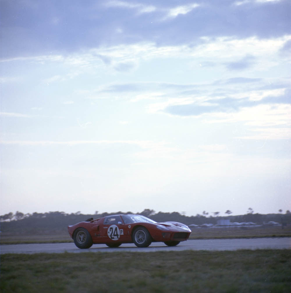 1966 Mar Sebring Ford GT MkI G Hill-Stewart CN4363-5 0144-2783