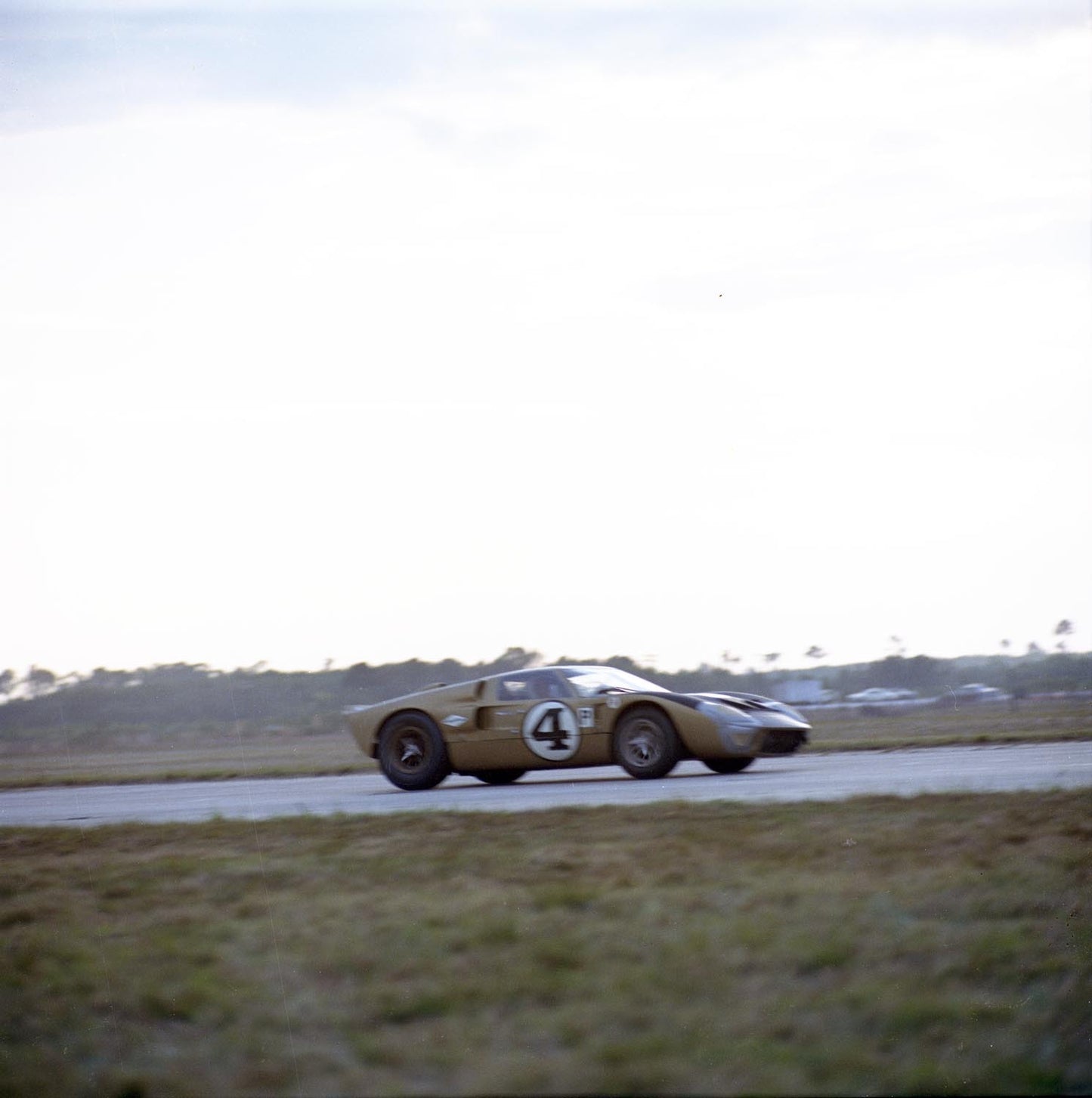 1966 Mar Sebring Ford GT MkII Bucknum-Foyt CN4363-11 0144-2793