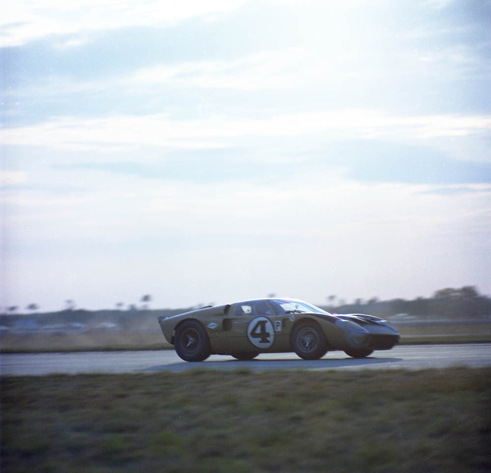 1966 Mar Sebring Ford GT MkII bucknum-foyt CN4363-17 0144-2794