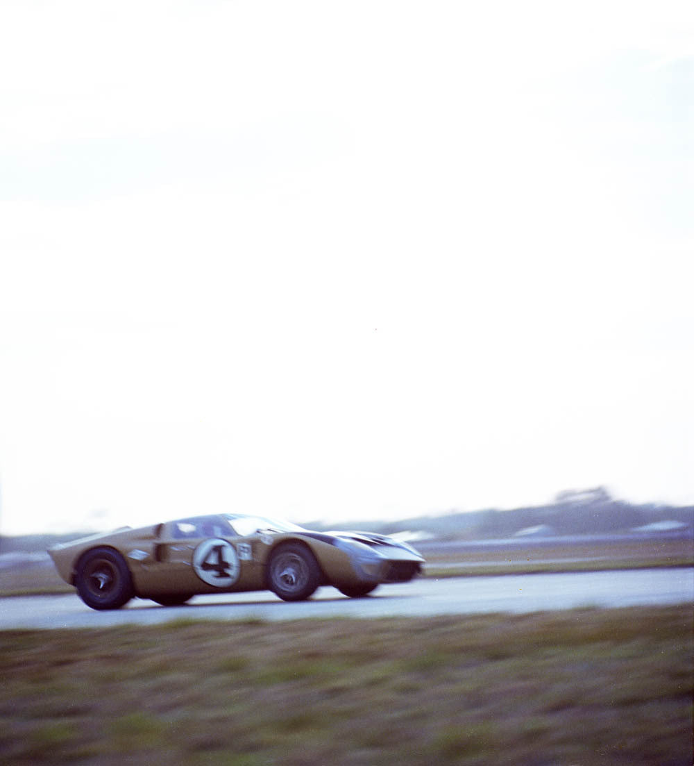 1966 Mar Sebring Ford GT MkII Bucknum-Foyt CN4363-23 0144-2795