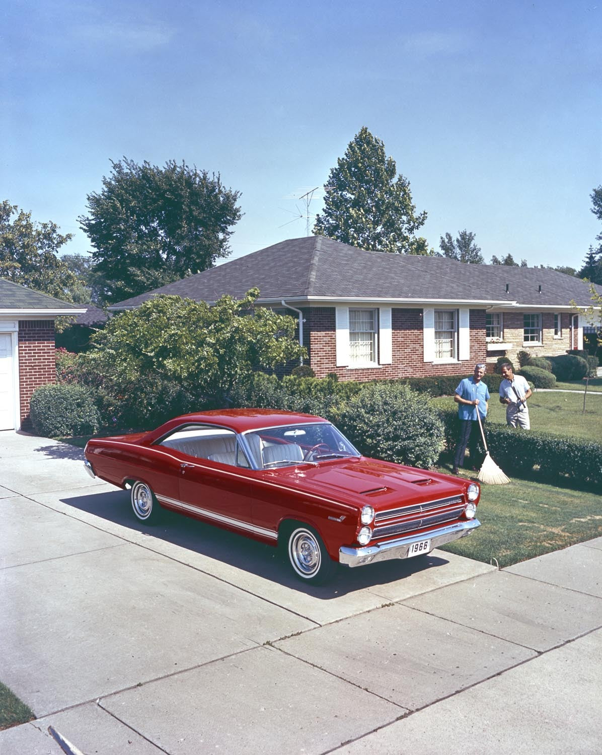 1966 Mercury Comet Cyclone GT two-door hardtop CN3800-20 0144-2820